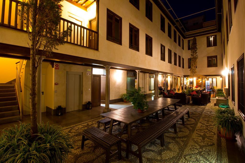 Isa Granada Apartment Ngoại thất bức ảnh
